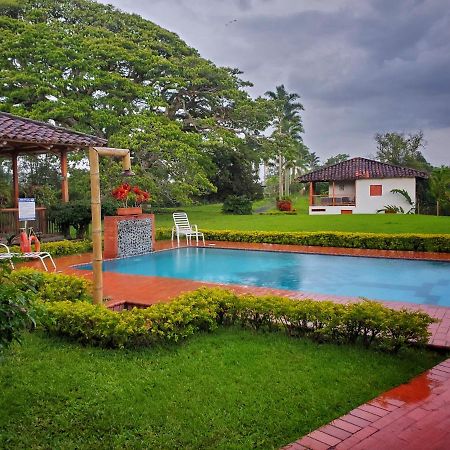 Hacienda El Saman Villa Quimbaya Exterior photo